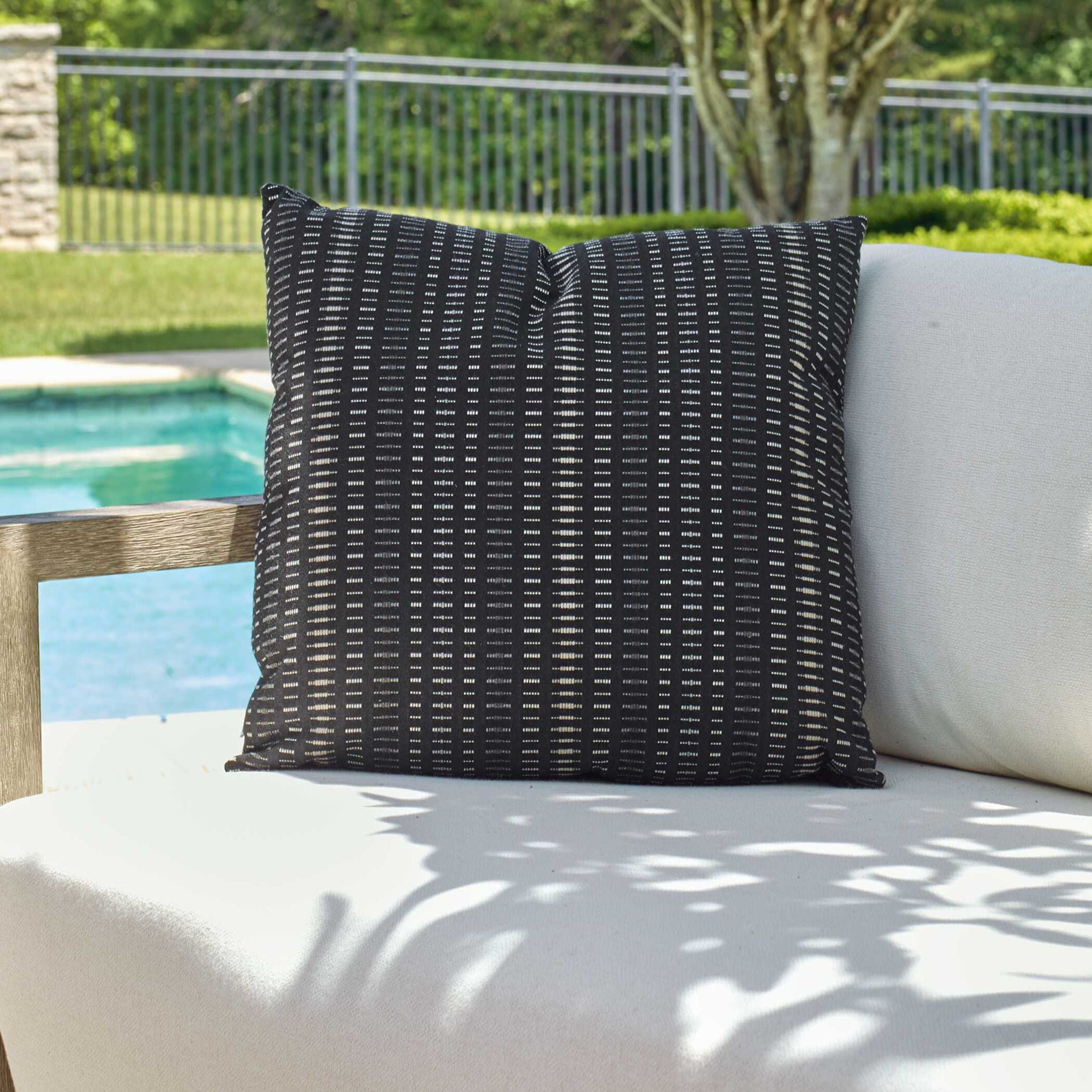 Esti - Outdoor Pillow - Onyx