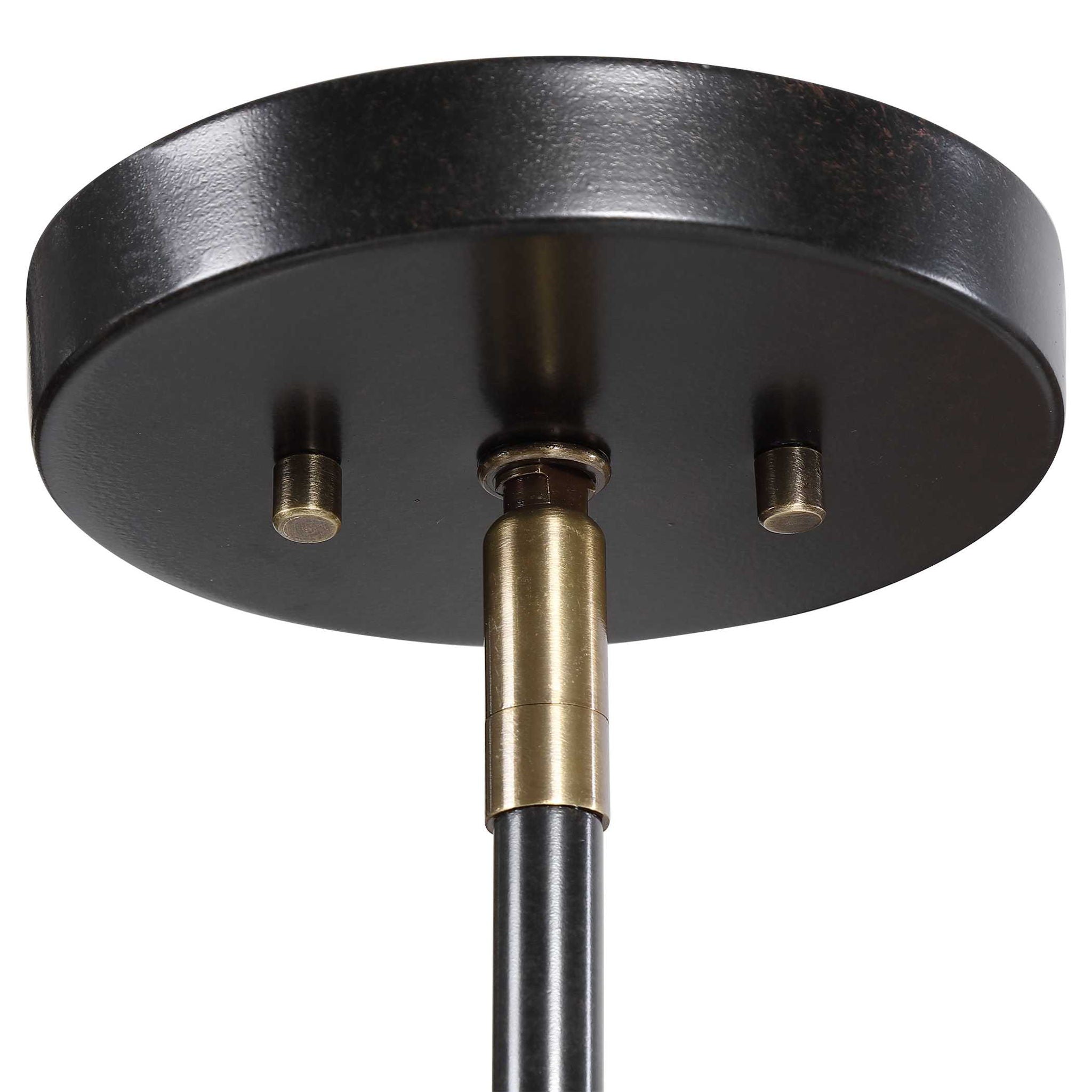 Telesto - 8 Light Linear Pendant - Gold