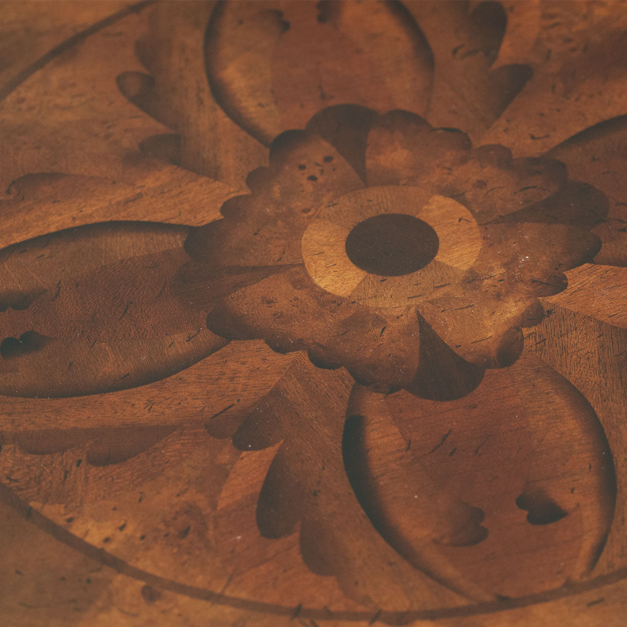 Villa Valencia Rectangular Dining Table - Classic Chestnut