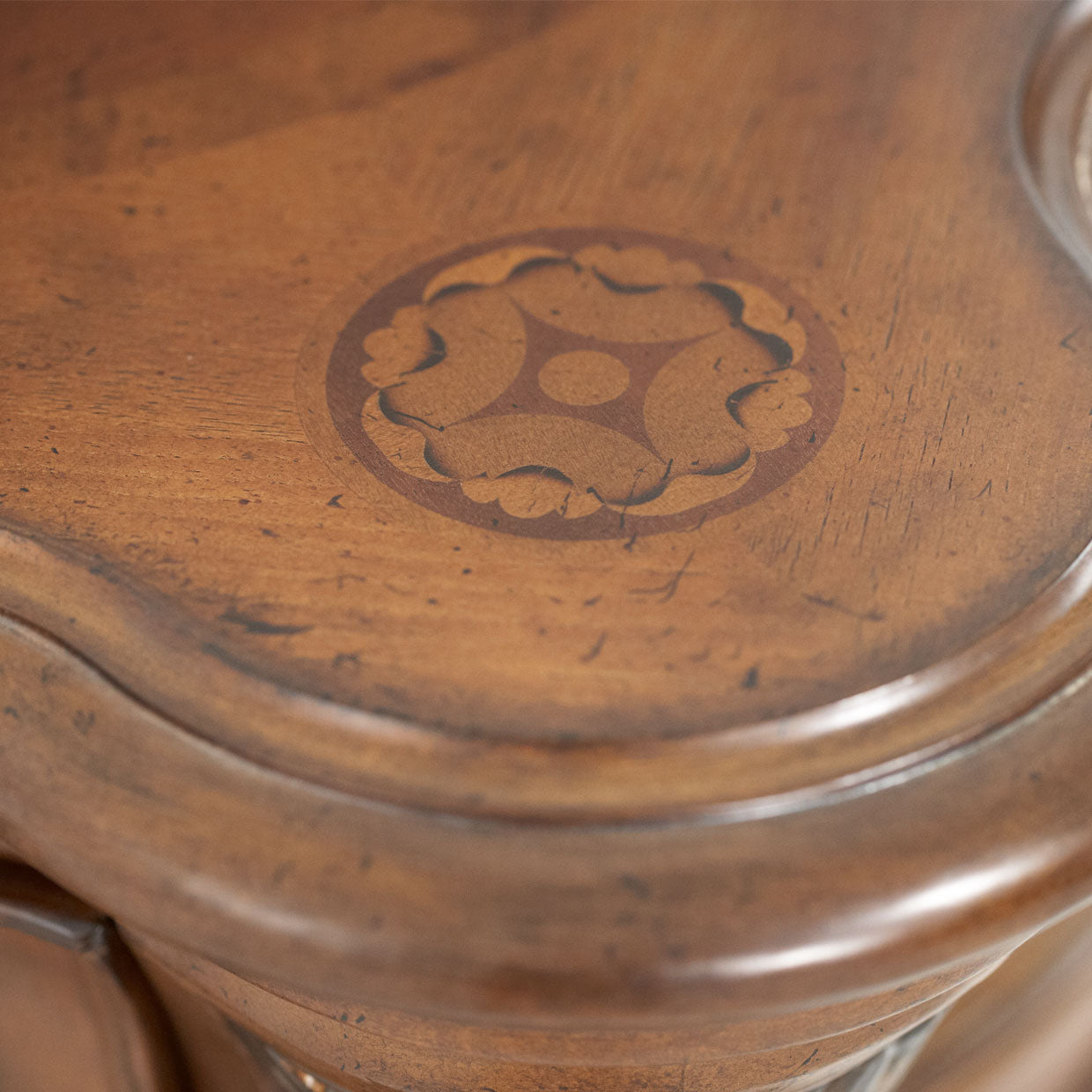 Villa Valencia Dresser - Classic Chestnut