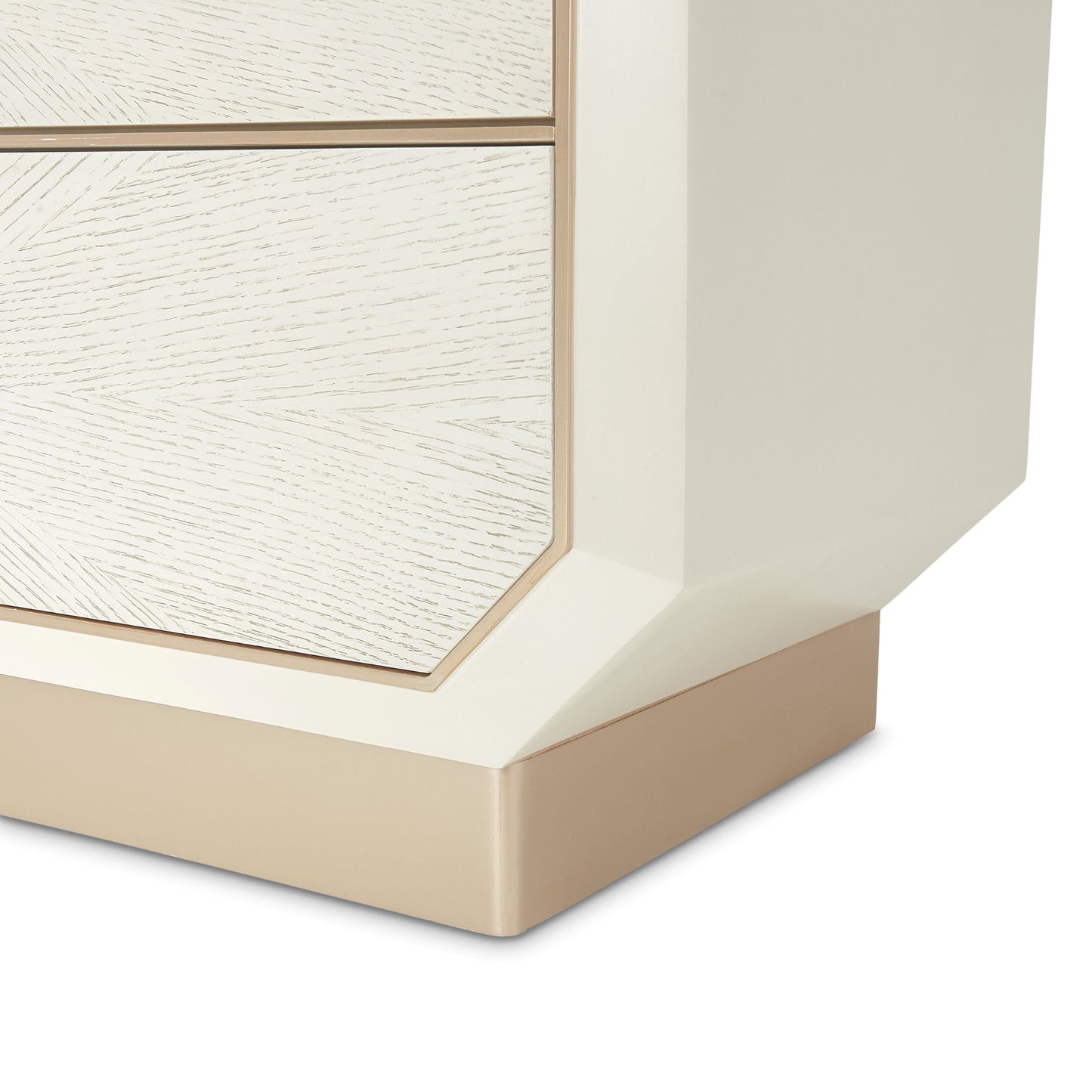 La Rachelle 5-Drawer Chest - Champagne