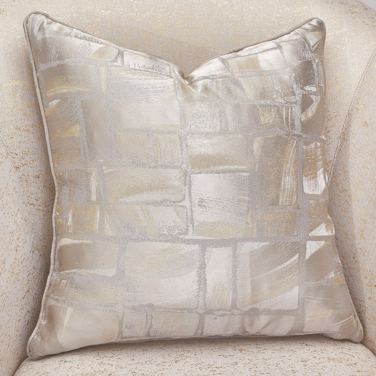 La Rachelle Swivel Chair - Gold Rush/Champagne