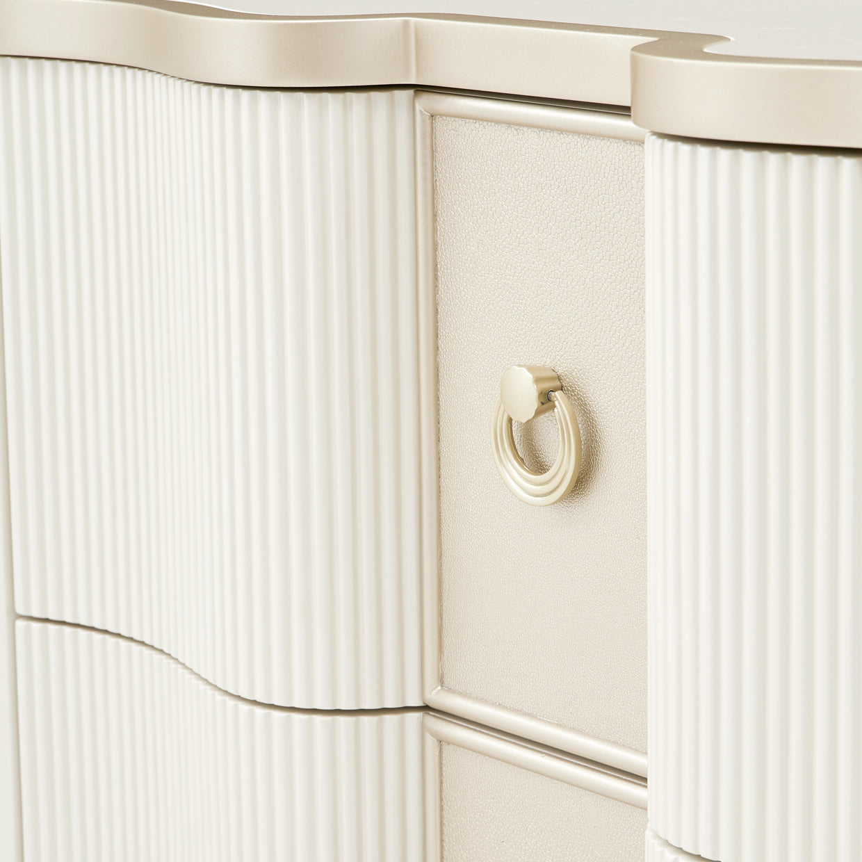 La Marisia Nightstand - Creamy Pearl