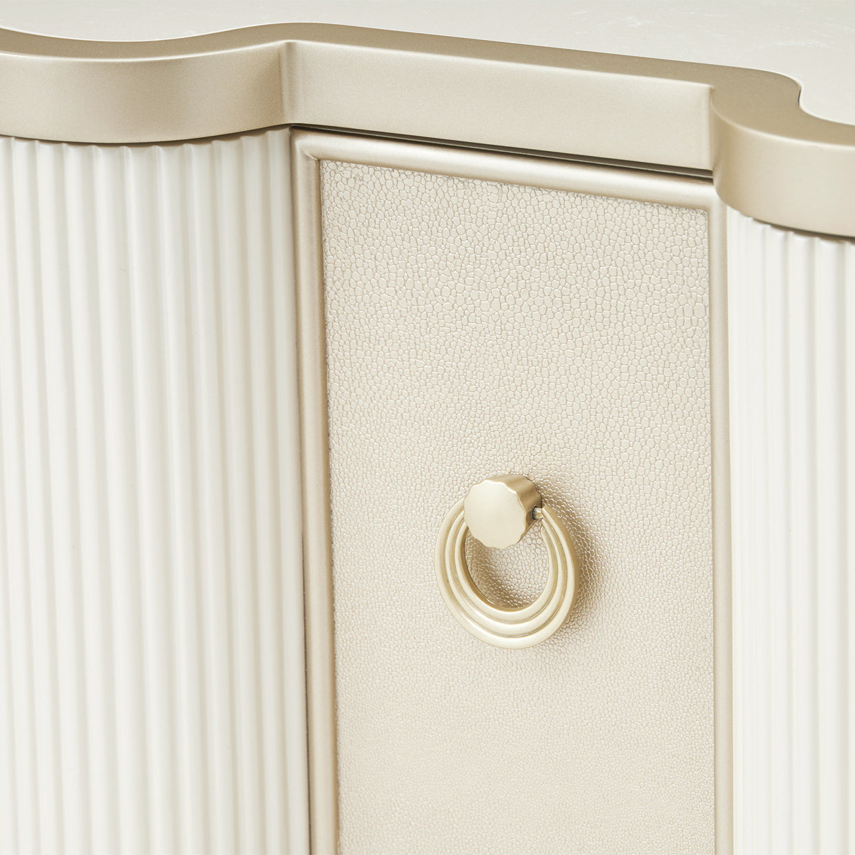 La Marisia Nightstand - Creamy Pearl