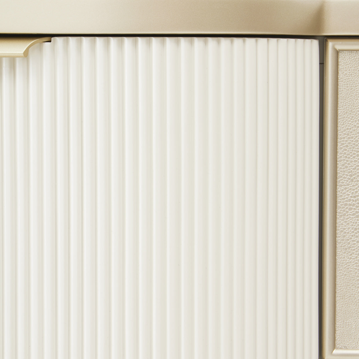 La Marisia Dresser - Creamy Pearl