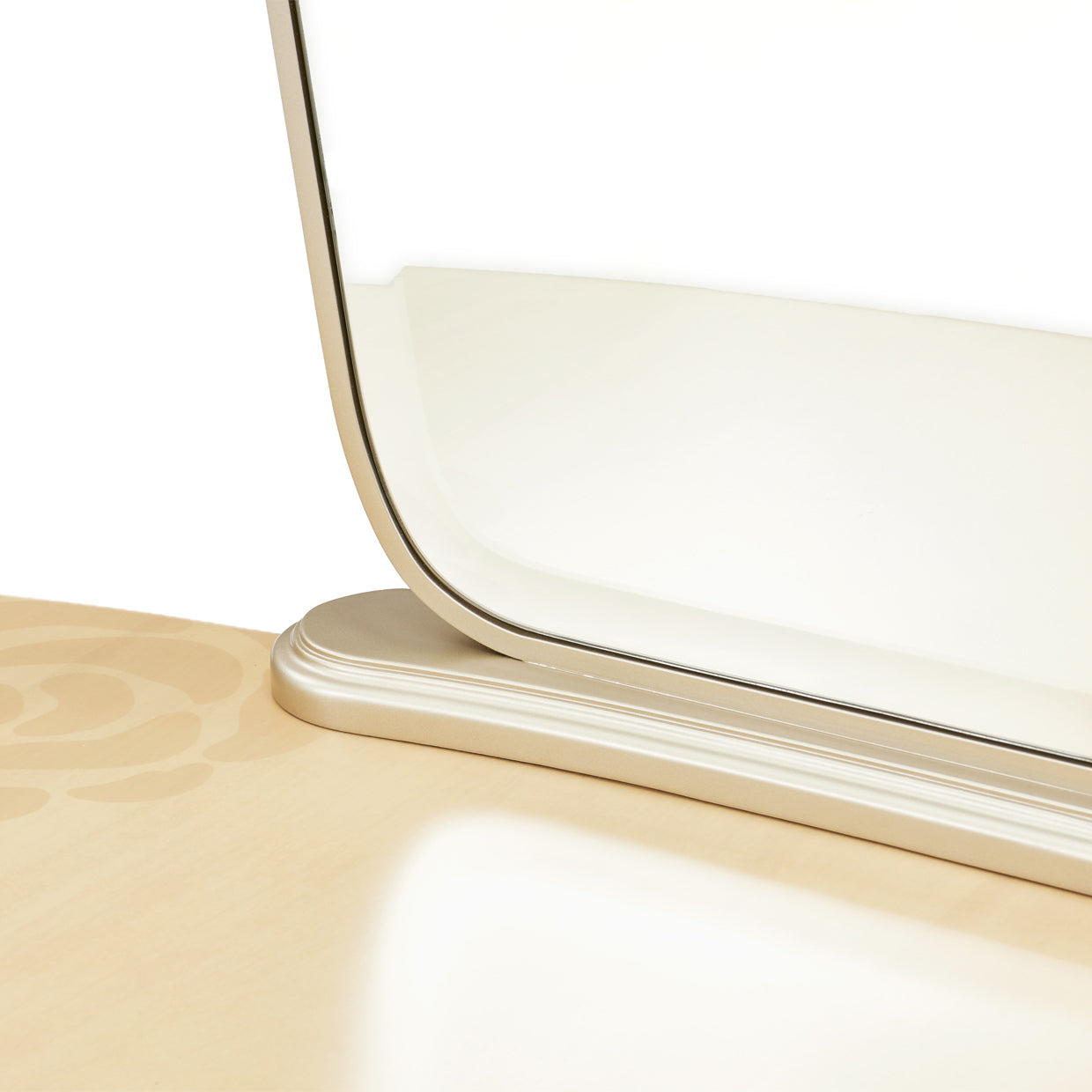 Camellia Field Vanity with Mirror & Chair - Caramel