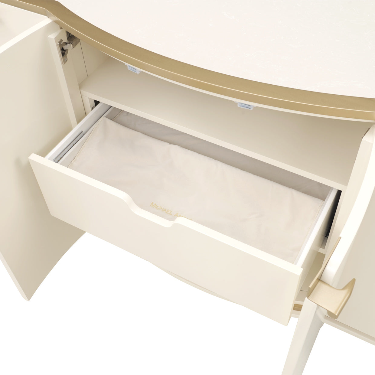 La Terrazza Sideboard - Creamy Pearl