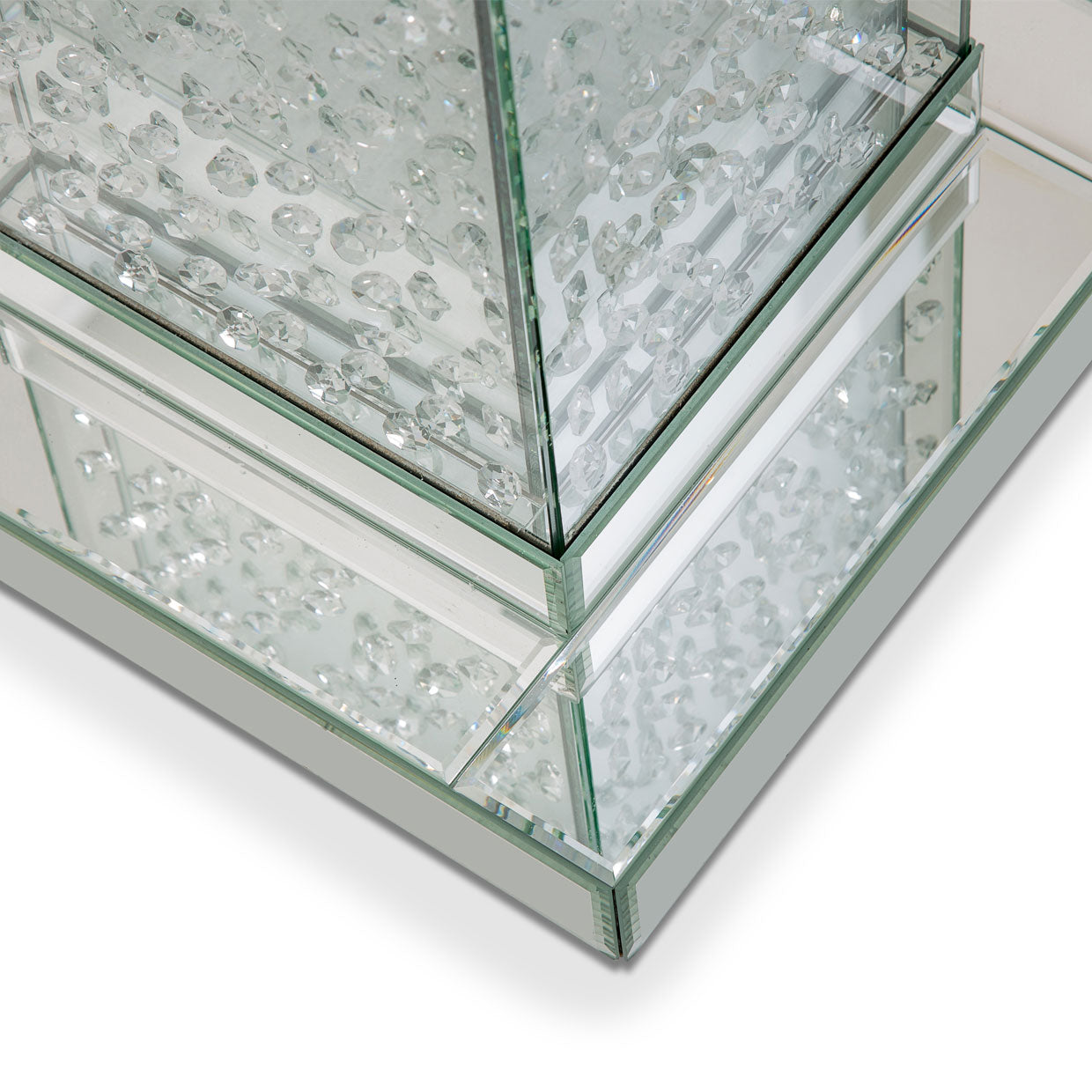 Montreal 36" Pedestal End Table with Crystal Accents