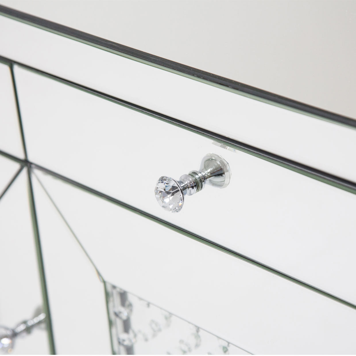 Montreal Accent Cabinet