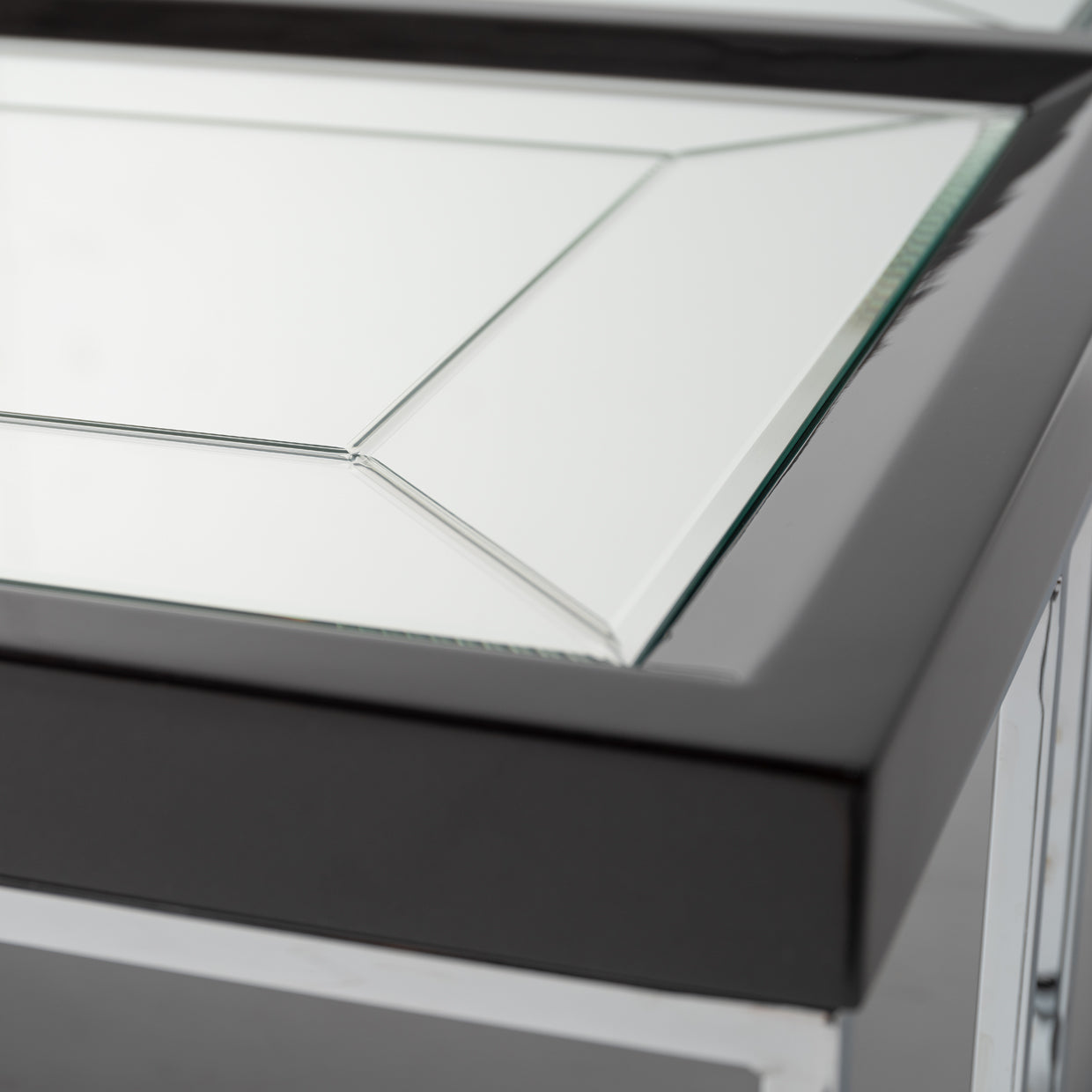 Carmela Cocktail Table - Glossy Charcoal