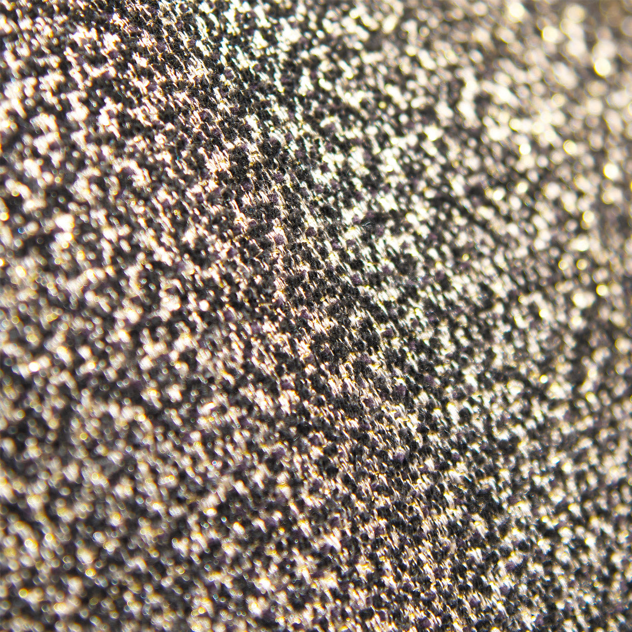 Lisbon Loveseat - Onyx/Gold