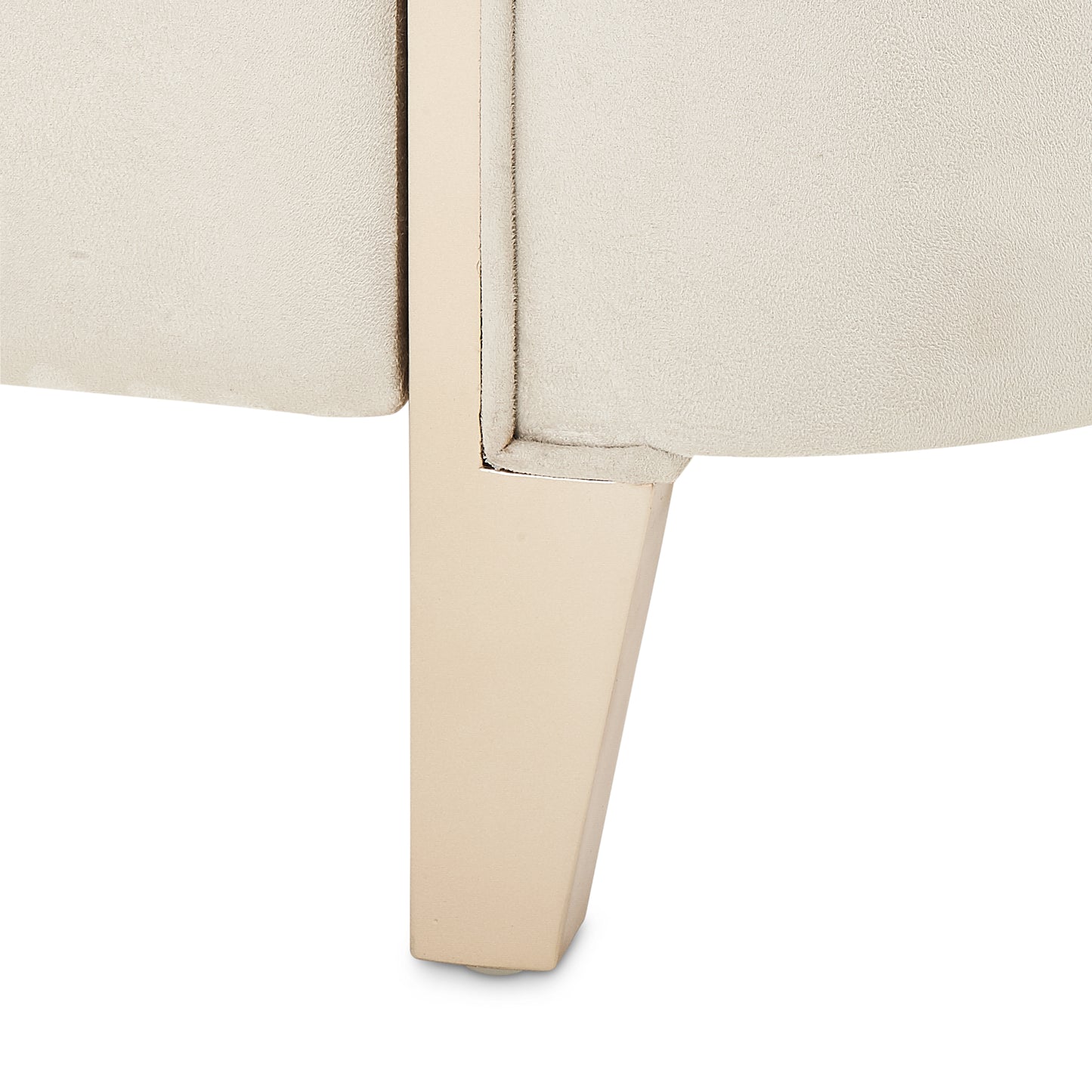 Malibu Crest Eastern King Curved Panel Bed - Chardonnay