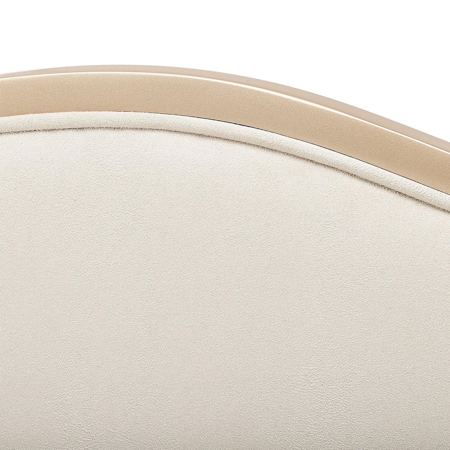 Malibu Crest Queen Curved Panel Bed - Chardonnay