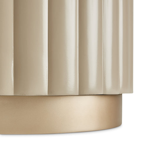 Malibu Crest Round Dining Table - Chardonnay