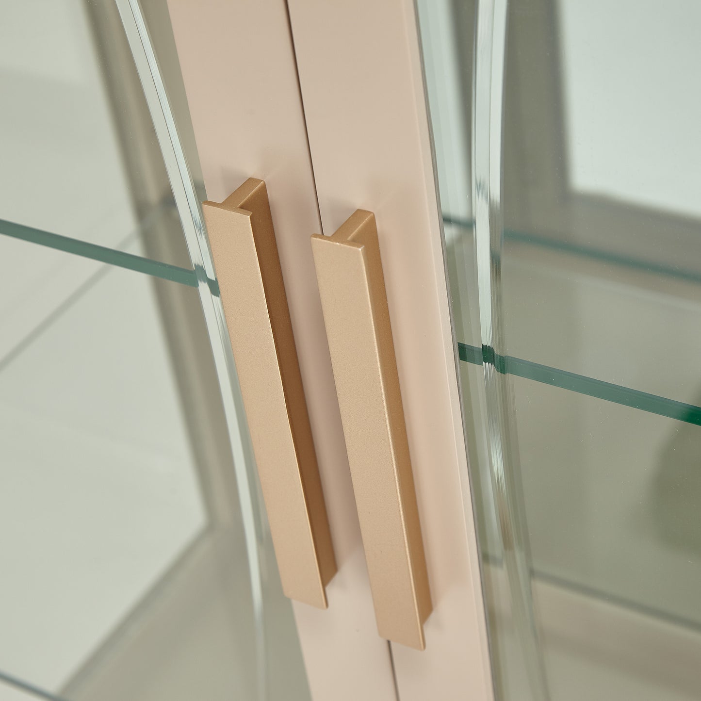 Malibu Crest Display Cabinet - Chardonnay