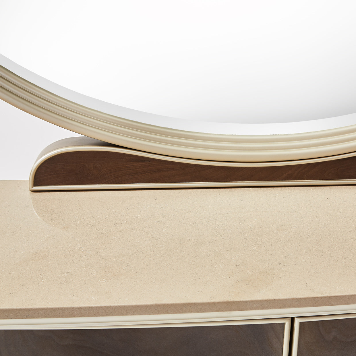 Villa Cherie Dresser & Mirror - Hazelnut