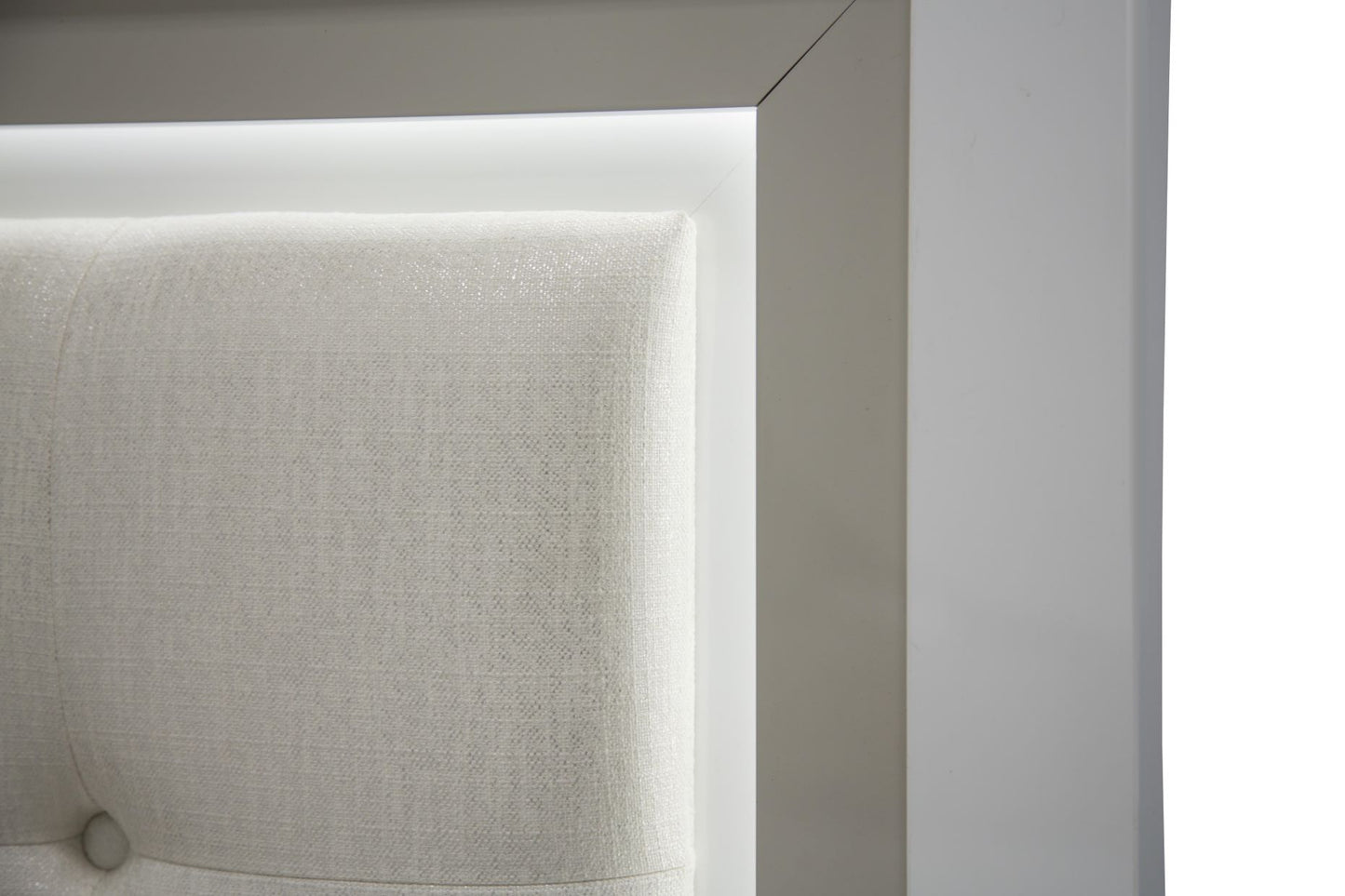 Sky Tower Cal. King Bed with LED Lights - Ice/Cloud White