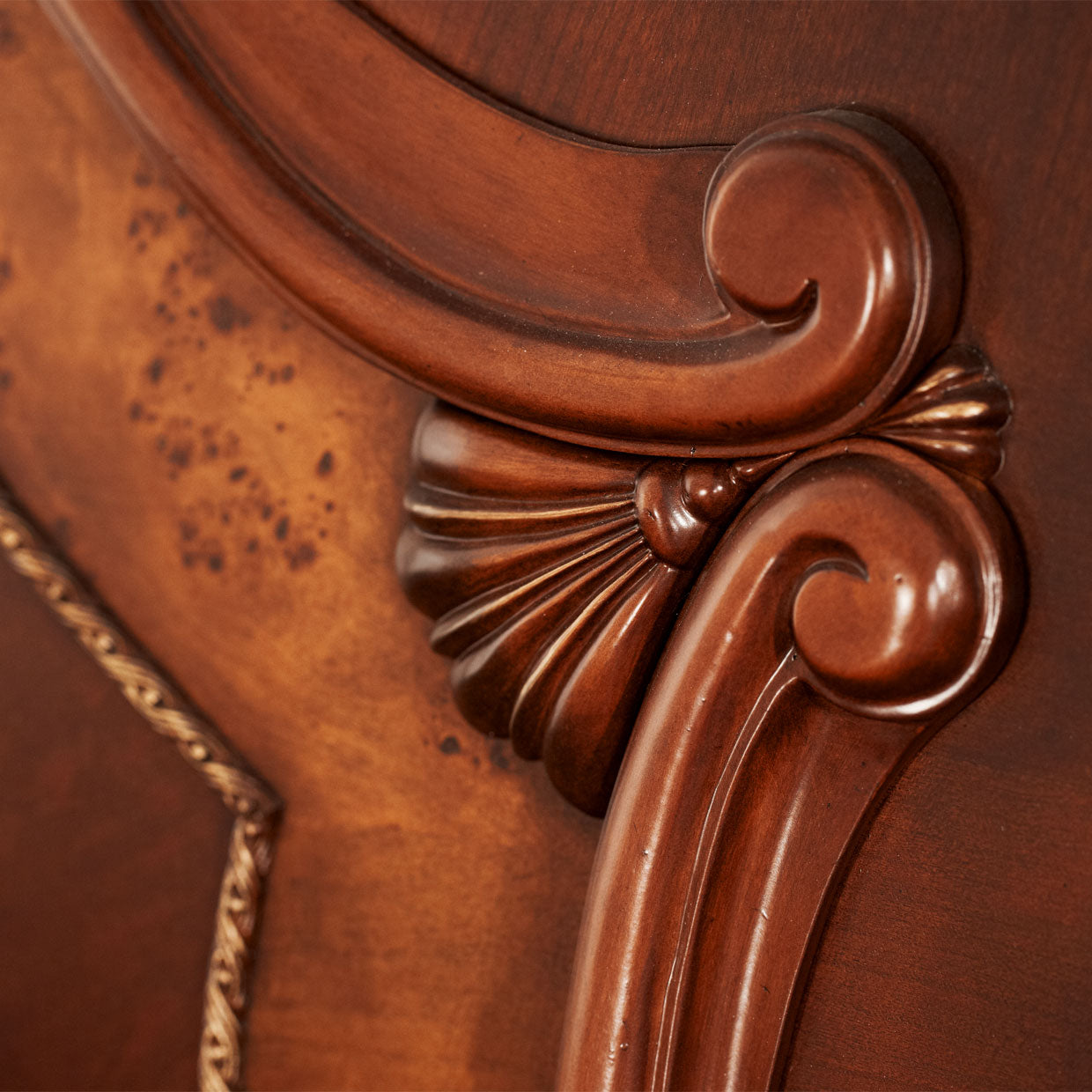 Cortina Cal. King Sleigh Bed - Honey Walnut