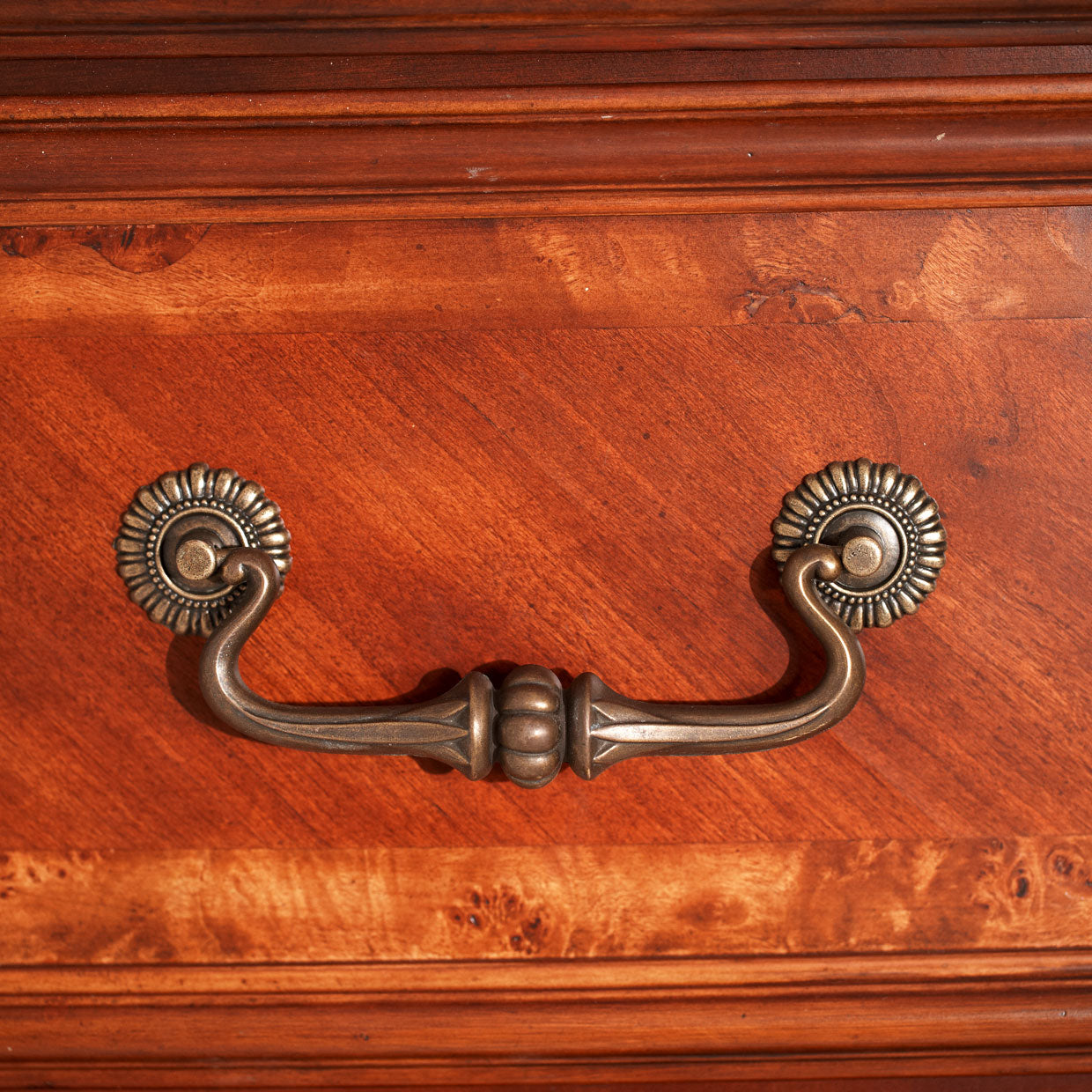Cortina 6-Drawer Chest - Honey Walnut