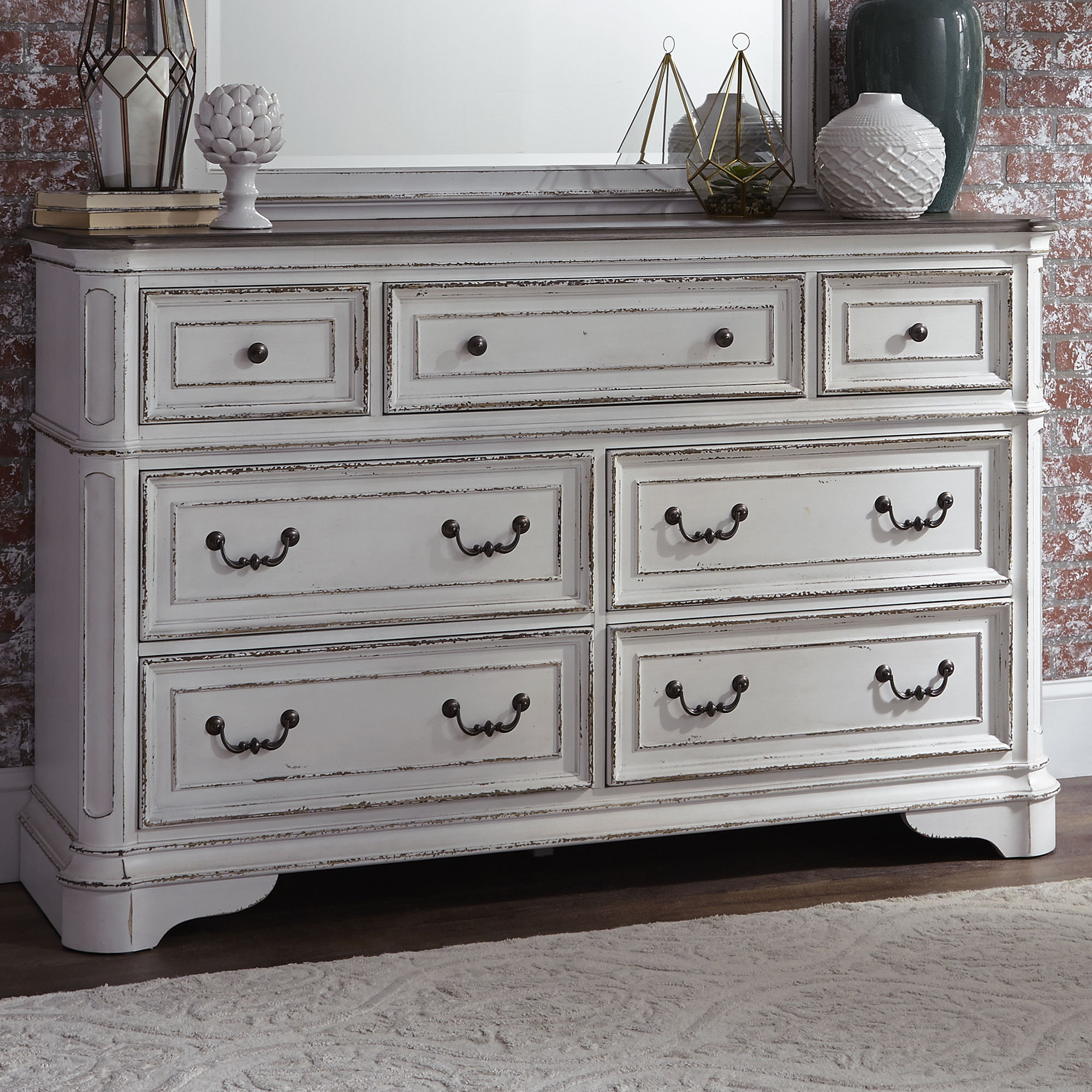 Magnolia Manor - Dresser