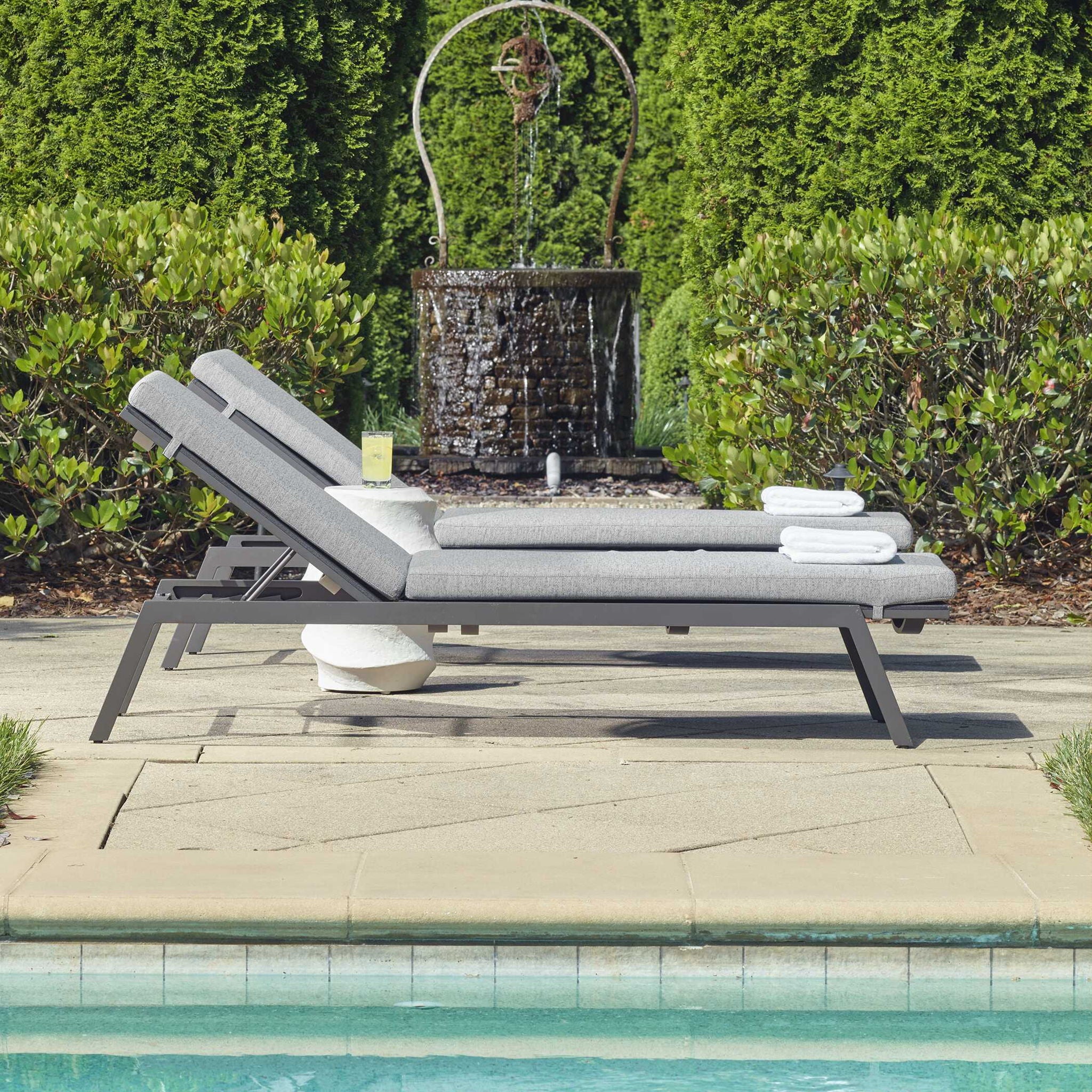 Bea - Outdoor Pool Chaise - Black