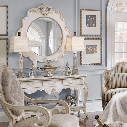 Lavelle Classic Console