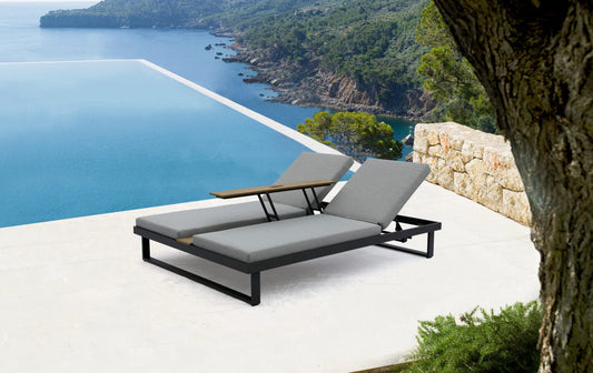 Sandy Outdoor Chaise