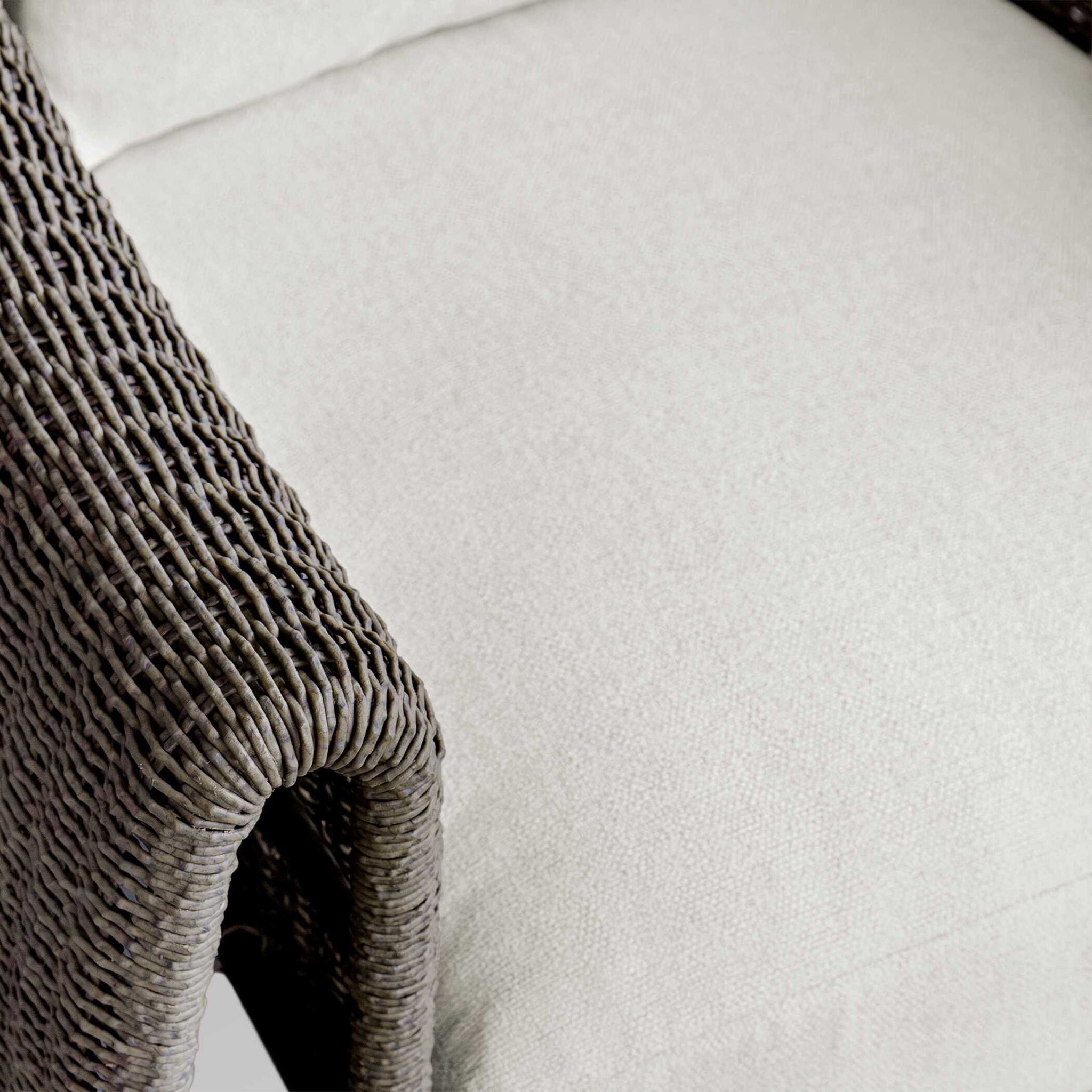 Tropic - Outdoor Lounge Chair