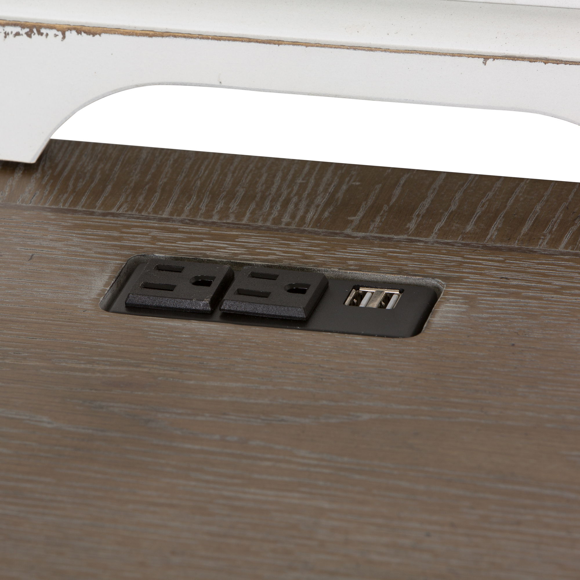 Magnolia Manor - Credenza