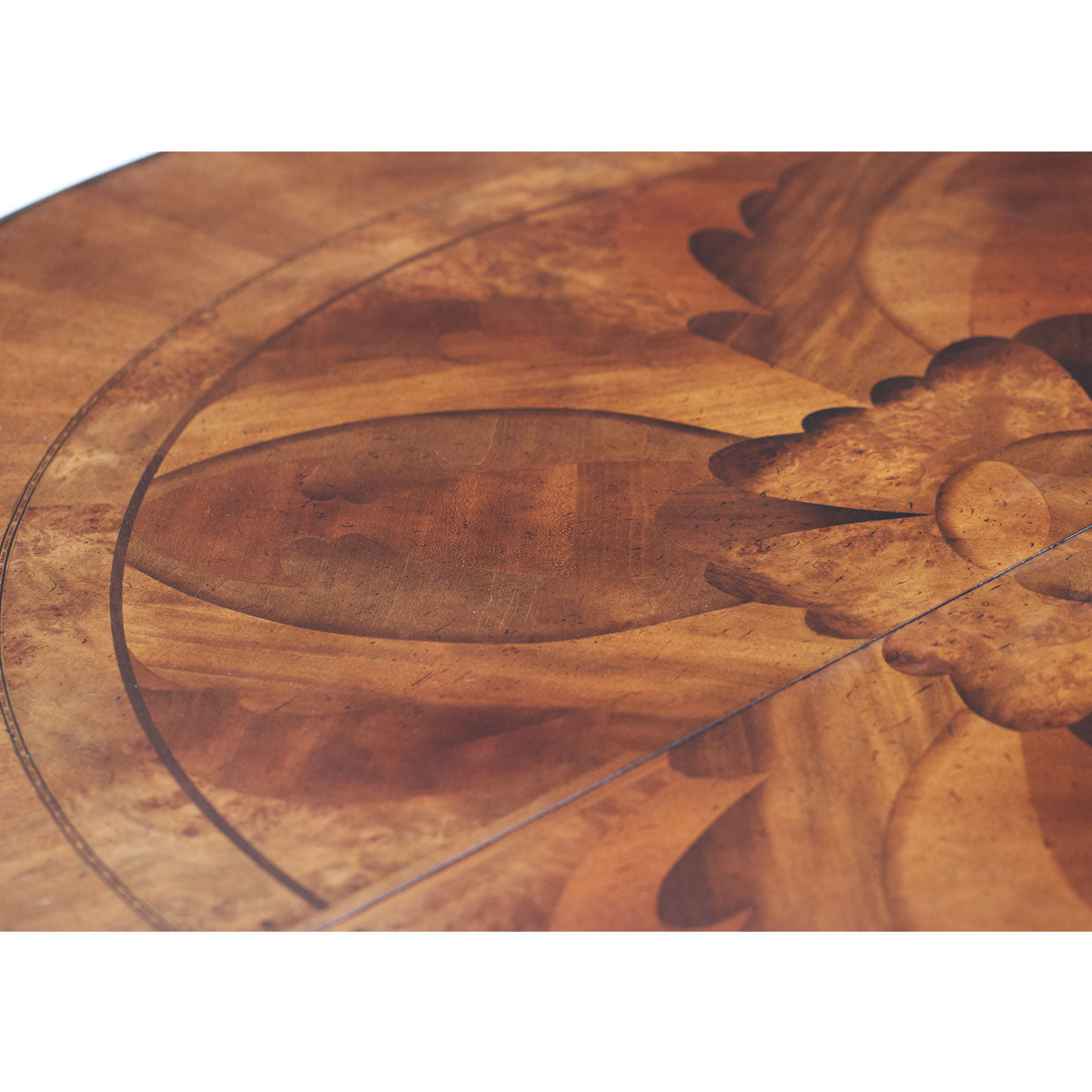 Villa Valencia Round Dining Table - Classic Chestnut