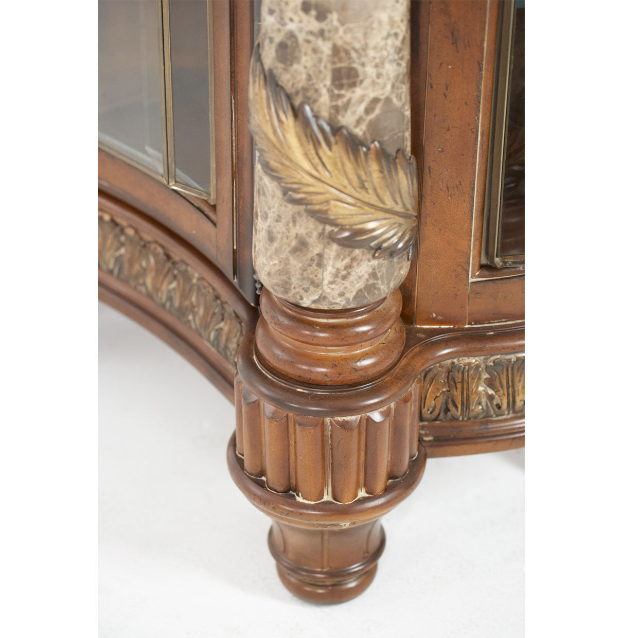 Villa Valencia Sideboard - Classic Chestnut