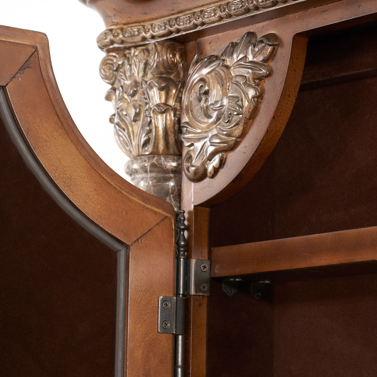 Villa Valencia Accent Floor Mirror - Classic Chestnut
