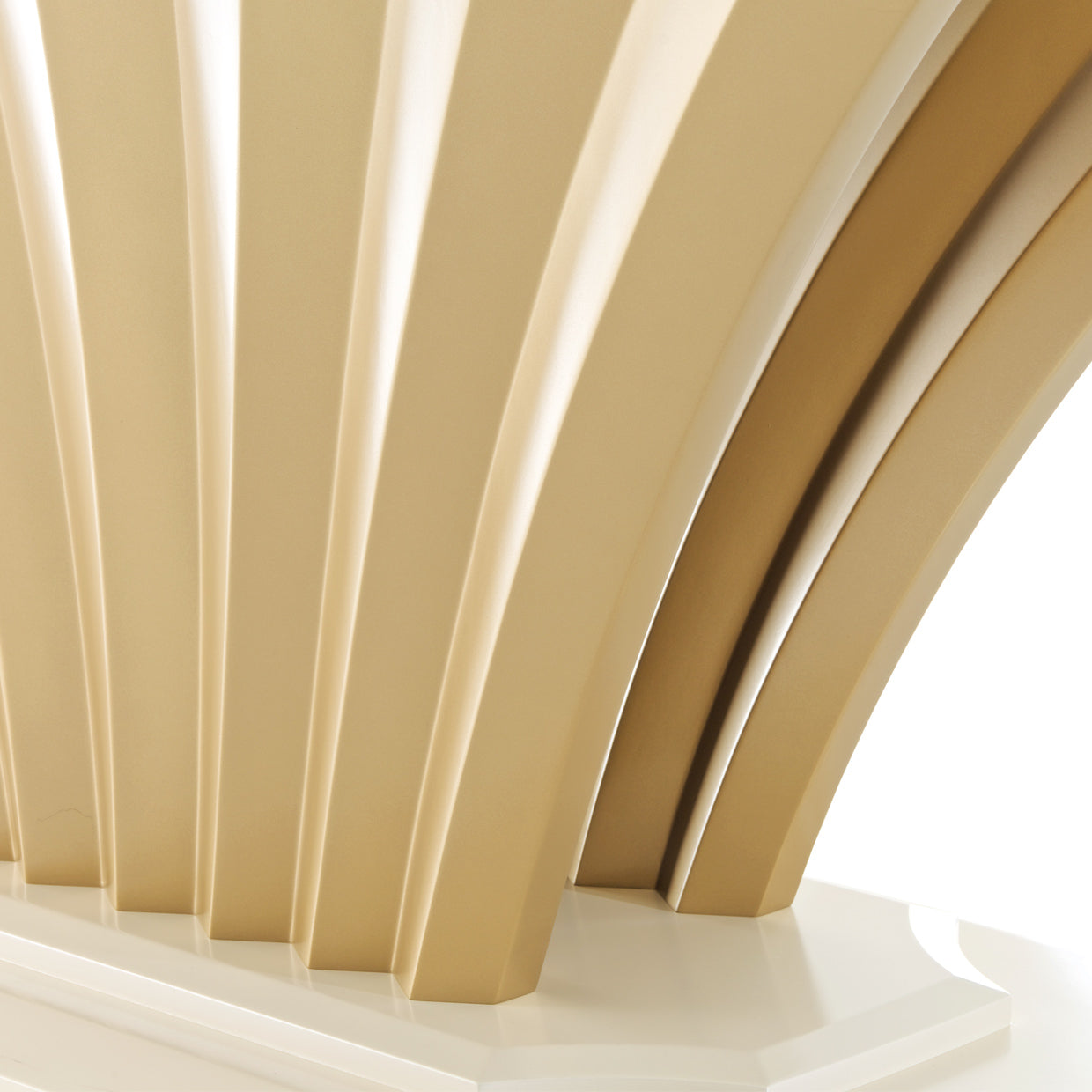 Fantosini Pedestal Dining Table - Creamy Pearl