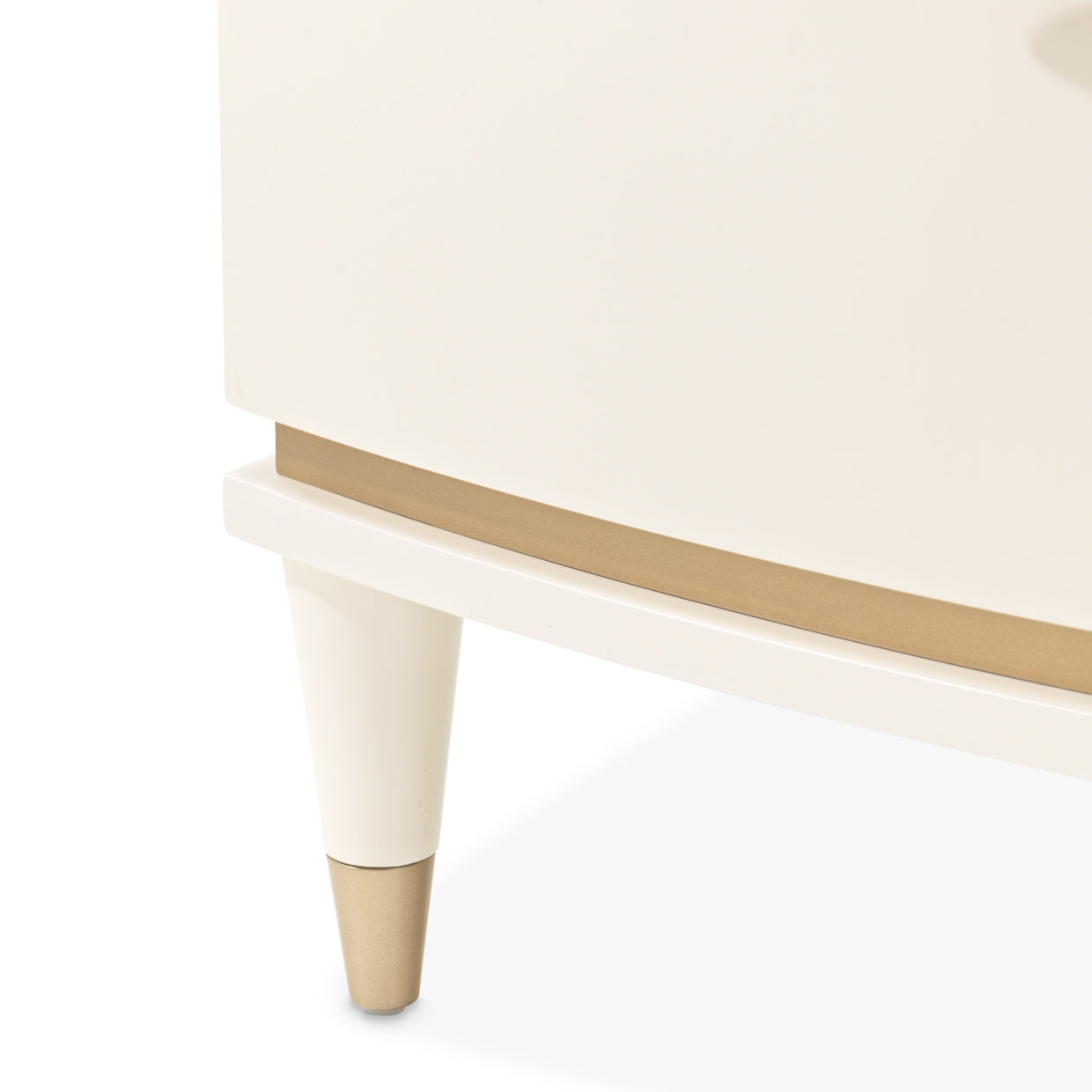 La Terrazza 26"W Nightstand - Creamy Pearl