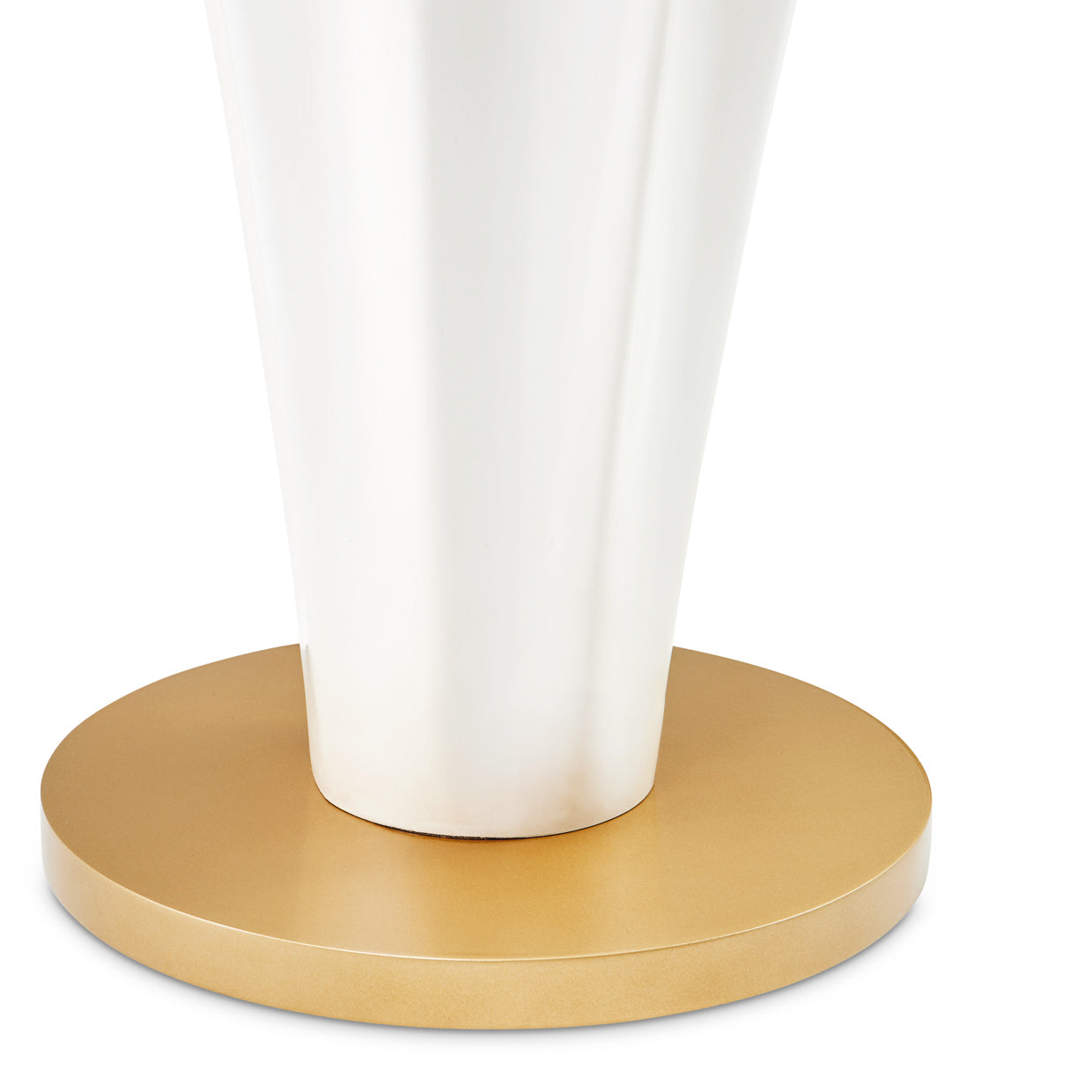 La Terrazza Chairside Table - Creamy Pearl