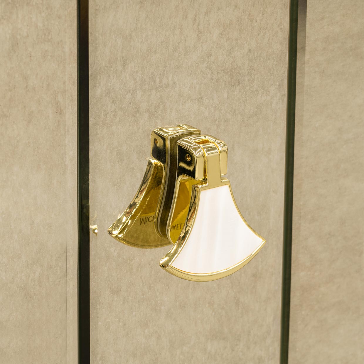 Scotts Square Nightstand - Light Champagne