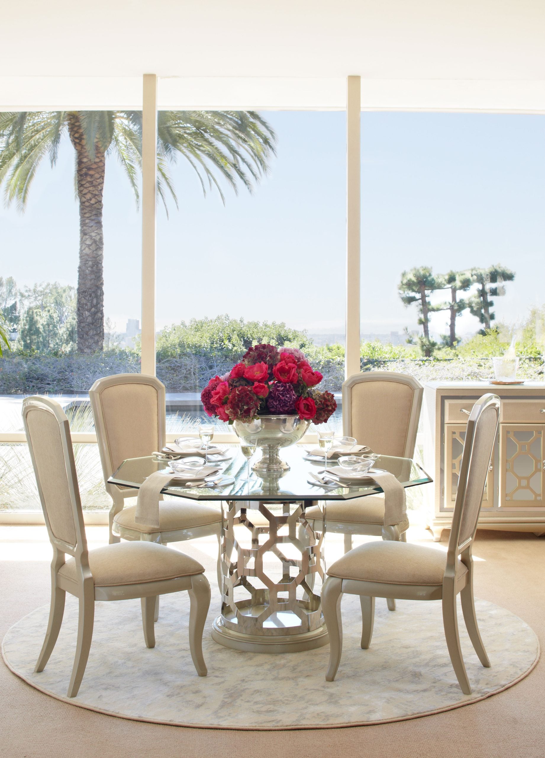 Platine De Royale Round Dining Set