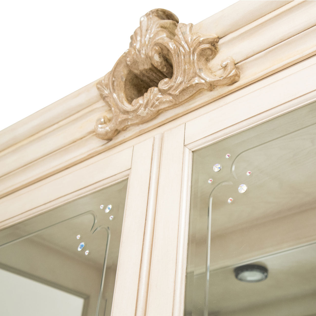 Platine de Royale Curio Display Cabinet - Champagne