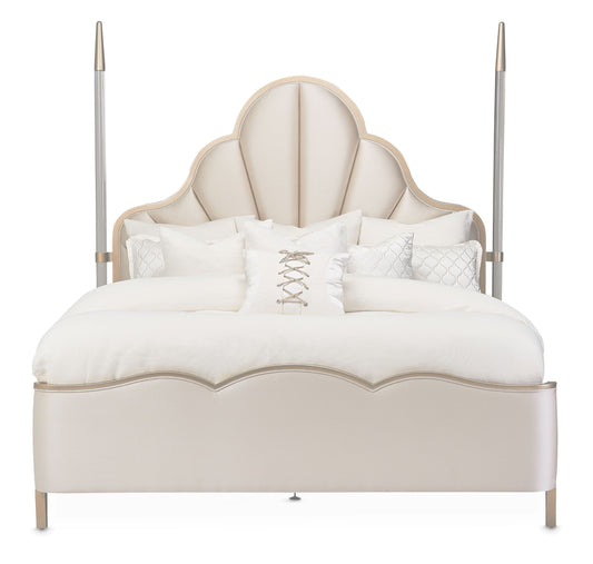 Malibu Crest Queen Scalloped Poster Bed - Chardonnay