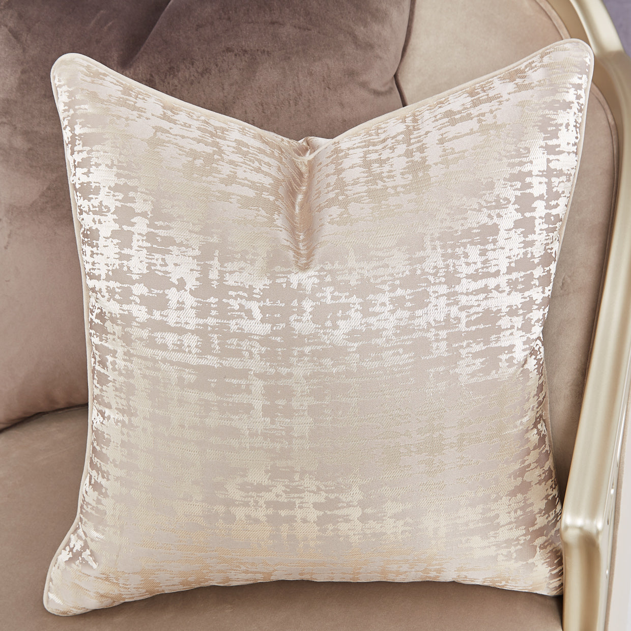 Villa Cherie Chaise - Porcini/Hazelnut