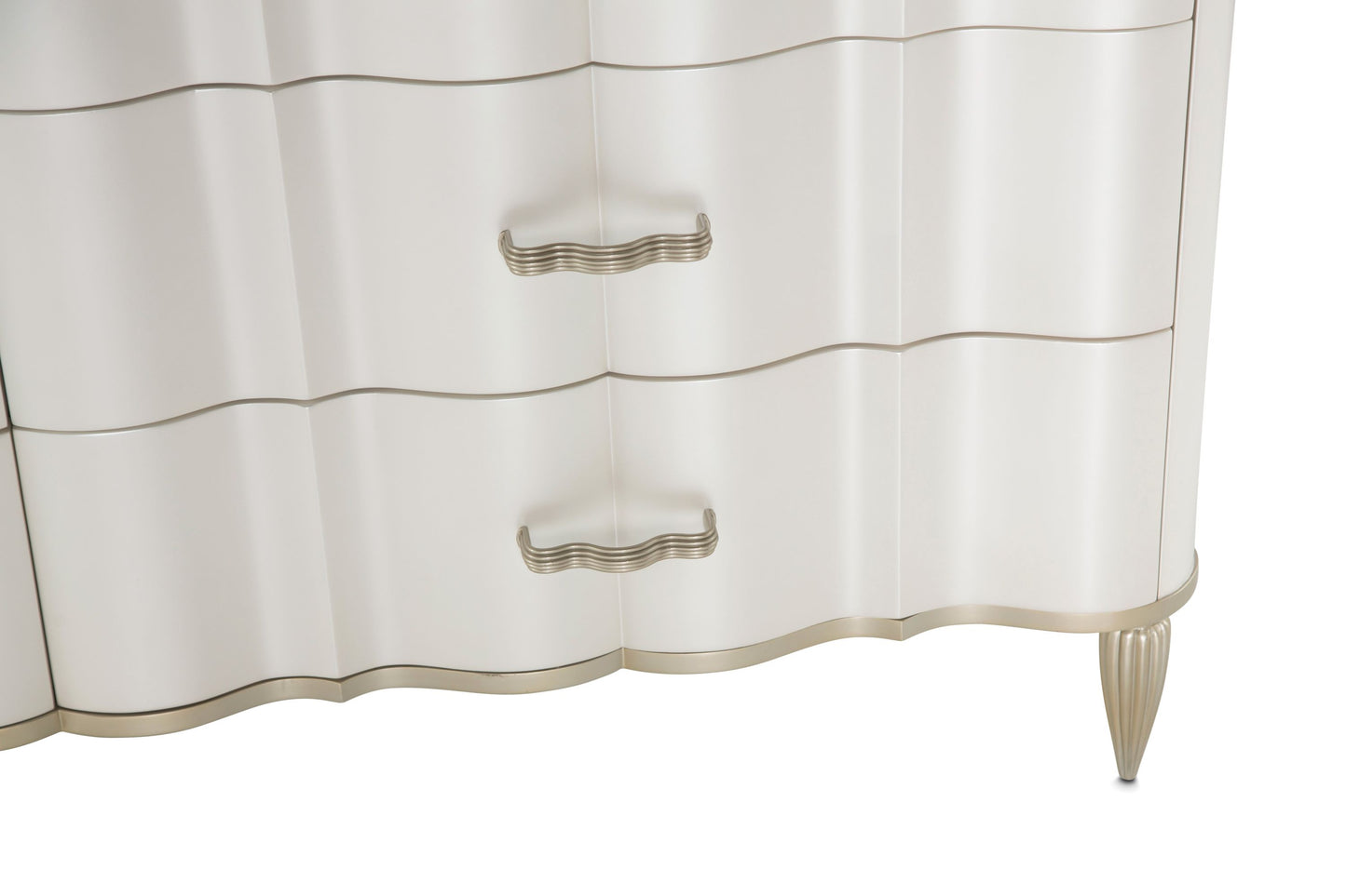 London Place Dresser - Creamy Pearl