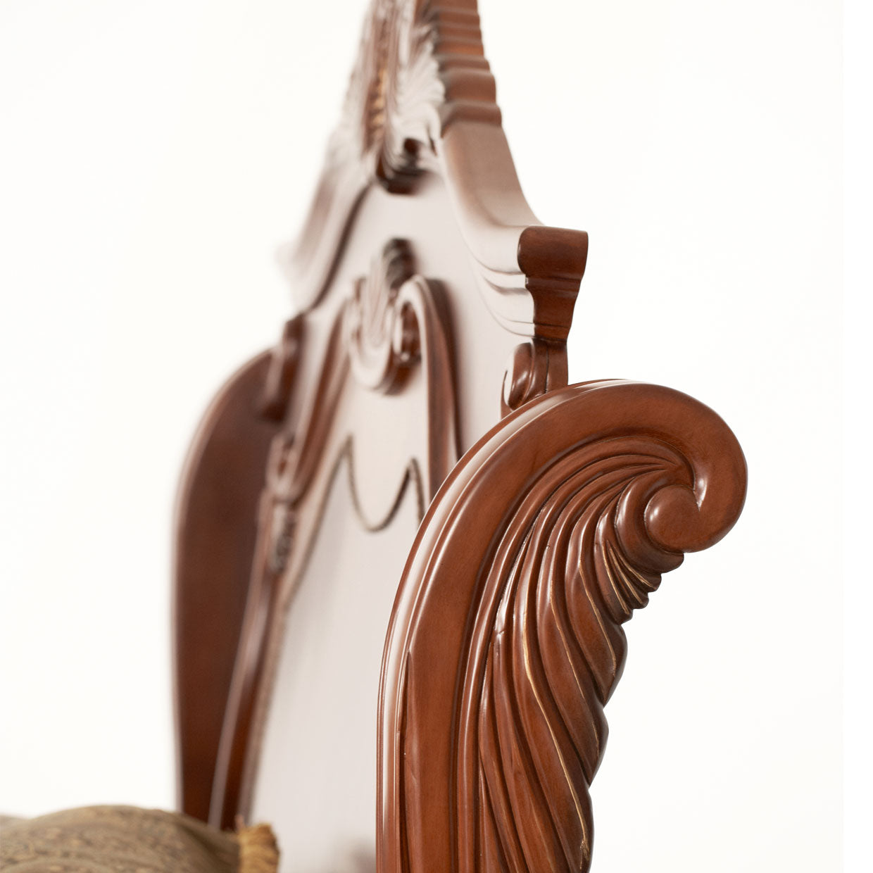 Cortina Eastern King Sleigh Bed - Honey Walnut