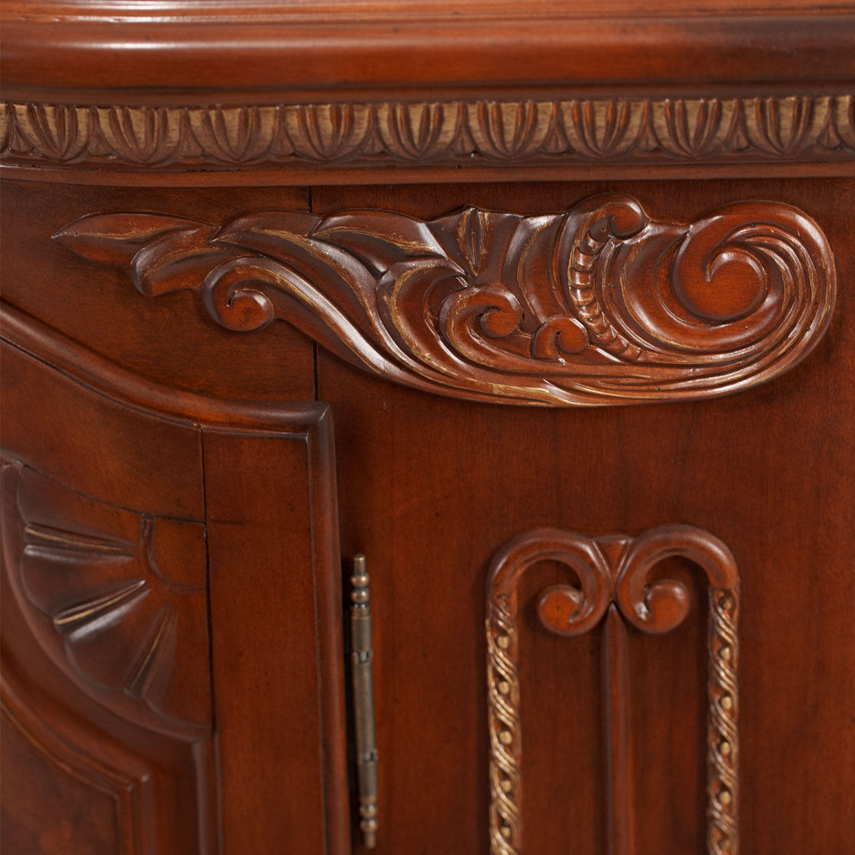 Cortina Dresser - Honey Walnut