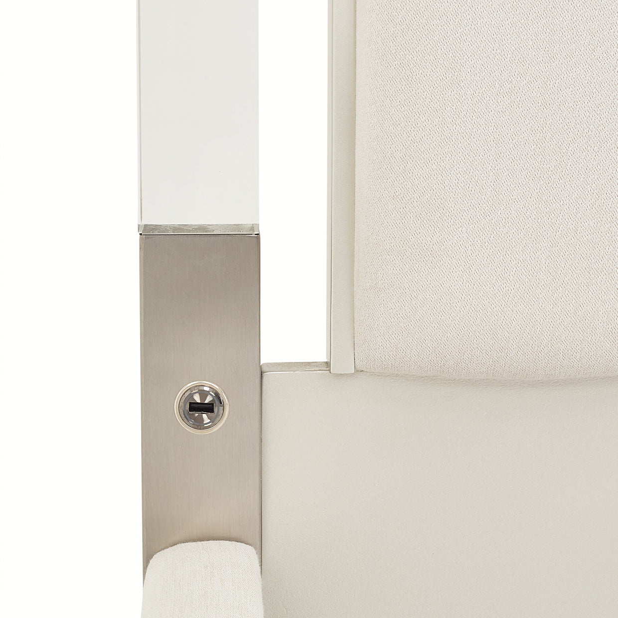 Penthouse Queen Short Panel Bed - Frosted Linen/Ash Gray