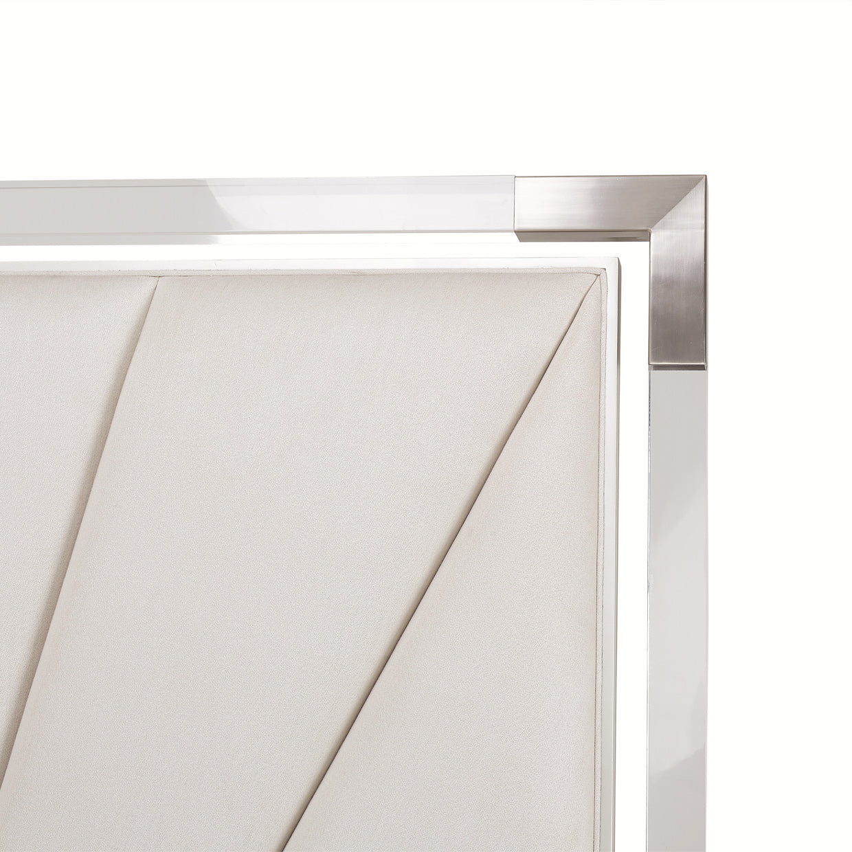 Penthouse Eastern King Tall Panel Bed - Frosted Linen/Ash Gray