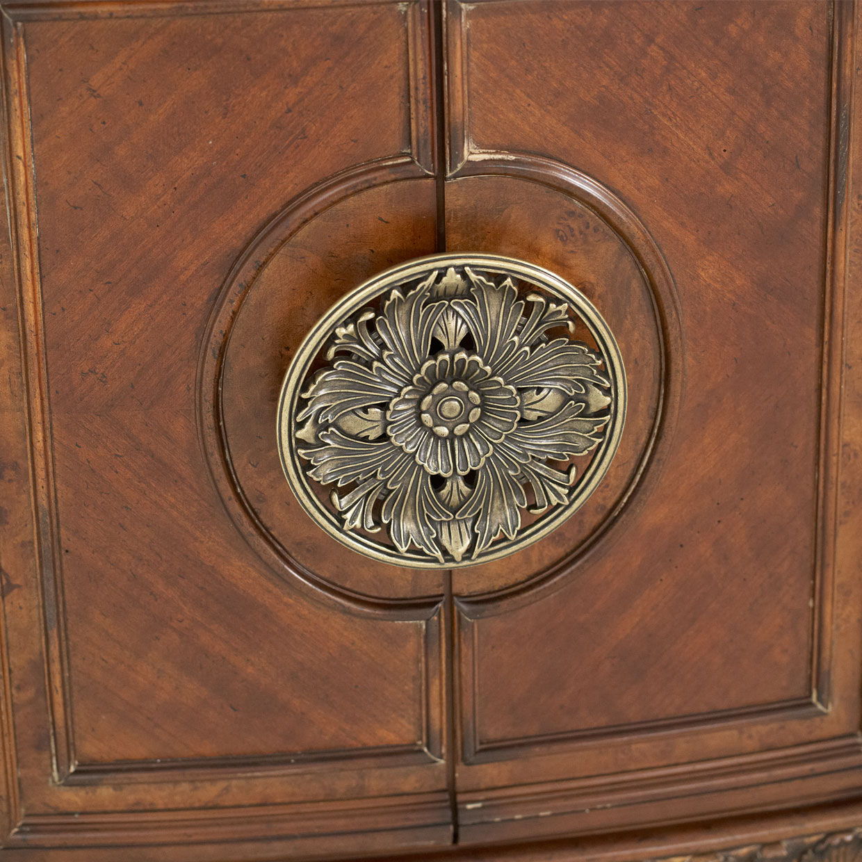 Villa Valencia - Sideboard Mirror - Classic Chestnut