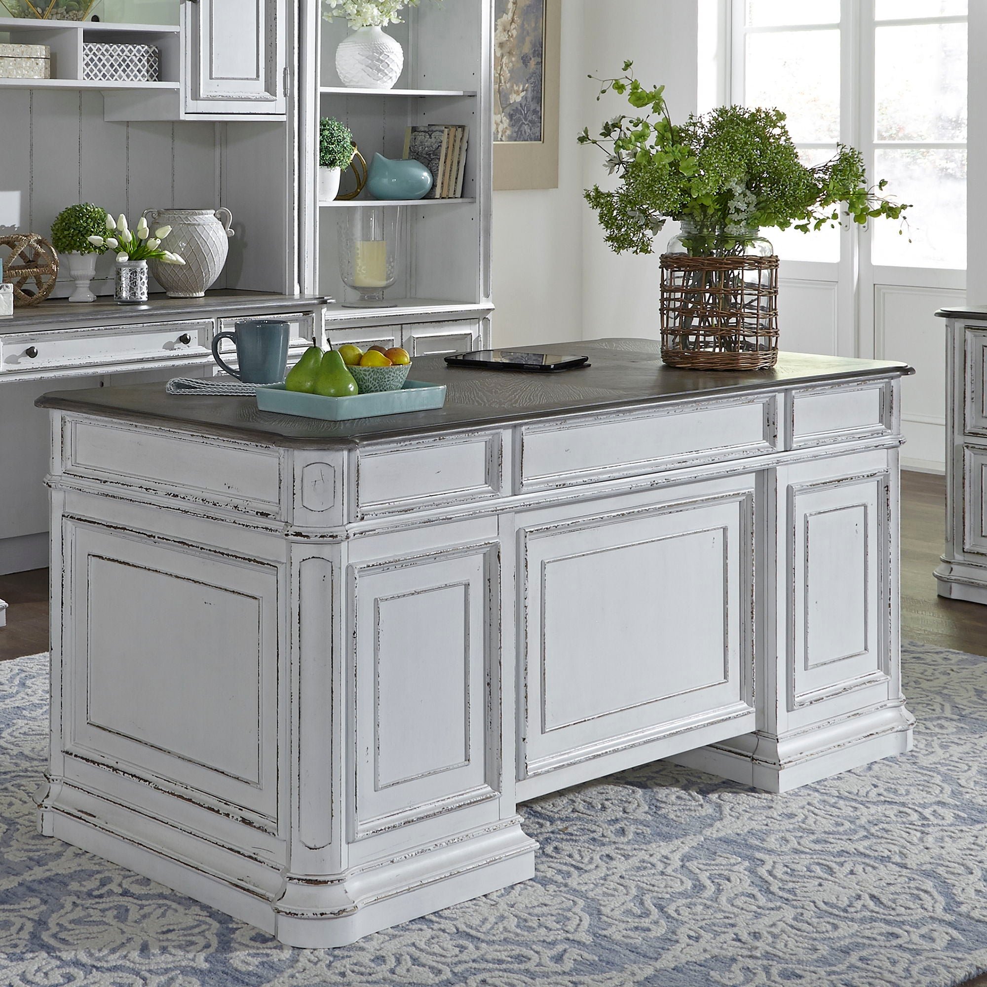 Magnolia Manor - Jr Executive Desk Base - White