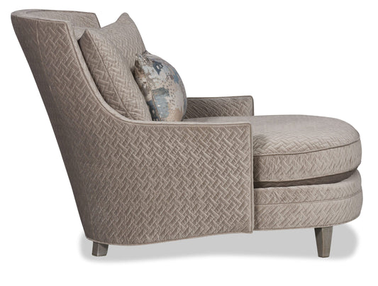Maggie Chaise